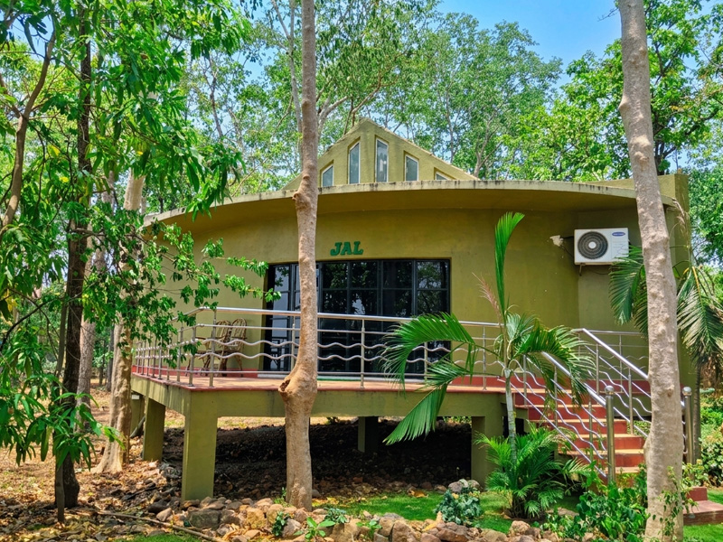 Debrigarh Double Bed Cottage