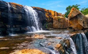 Barabakhara Waterfall and Caves